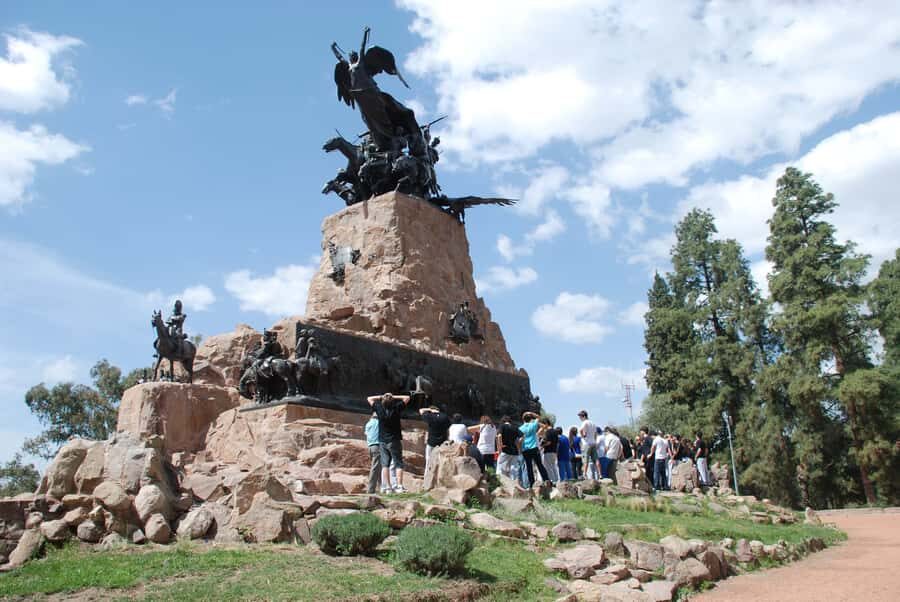 Mendoza: City tour with visit to General San Martin Park - Price and value: what $27 buys in a 4-hour city snapshot
