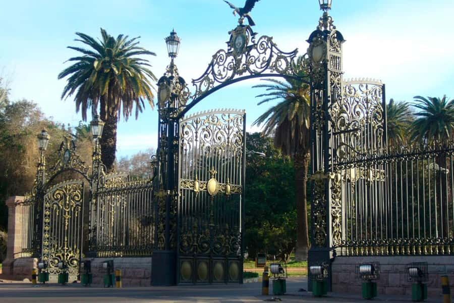Mendoza: City tour with visit to General San Martin Park - Who should book this tour (and who might not love it)