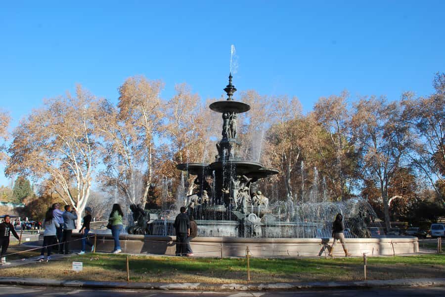 Mendoza: City tour with visit to General San Martin Park - General San Martín Park: your green reset in the middle of the city
