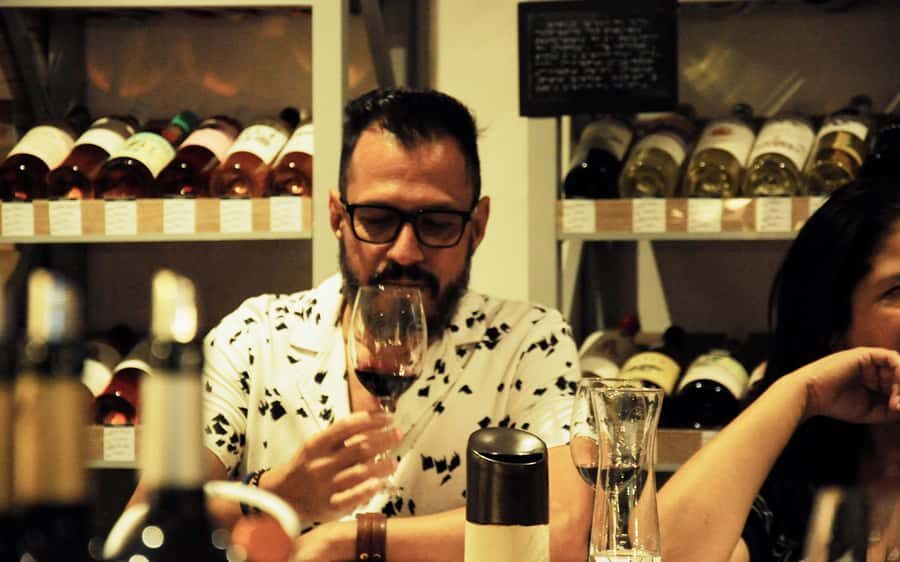 Mendoza: Classic Wine Tasting - How This Mendoza Wine Tasting Really Works (Código Vinario in 90 Minutes)