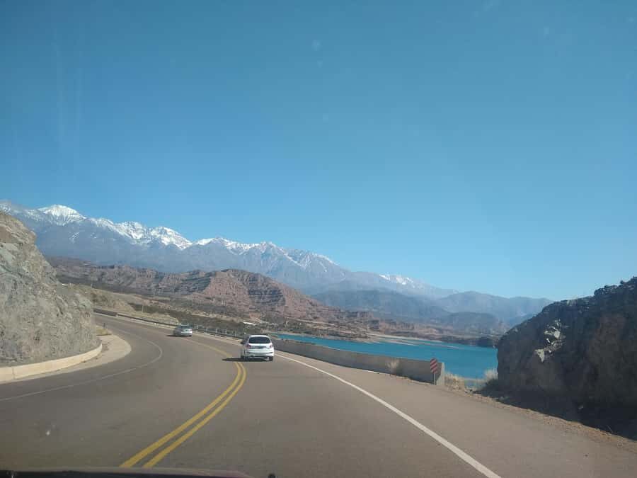Mendoza: half day in the Andean foothills - Cacheuta and Potrerillos: the suspension bridge, the tunnel, and the dam