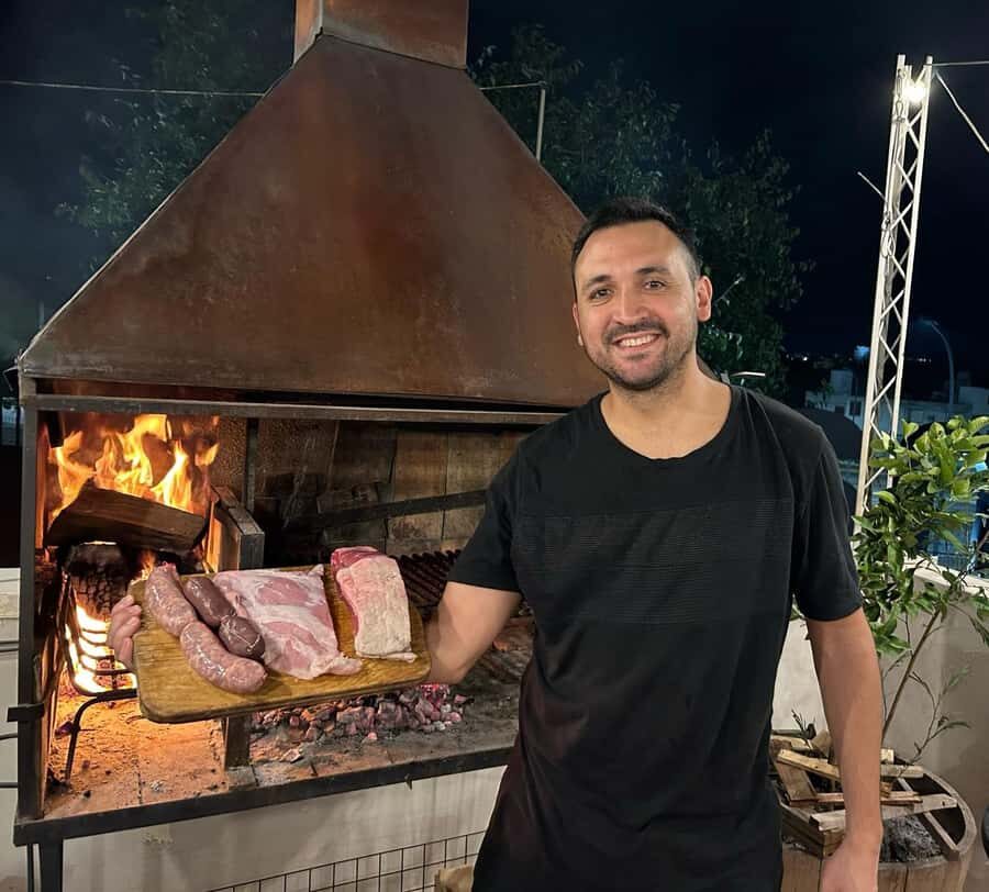Mendoza: Make An Argentine Asado With A Local & Taste Malbec - Meeting point, getting settled, and the pace of a small group