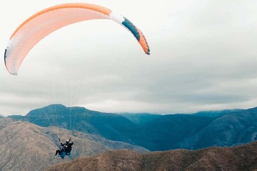 Mendoza: Paragliding Tandem Flight with Instructor - Mendoza paragliding feels real because you launch above the foothills