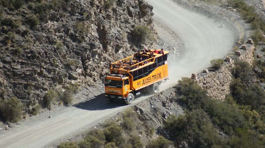 Mendoza: Villavicencio Nature Reserve 4x4 Tour with Lunch - The Villavicencio Reserve feels made for a road trip day
