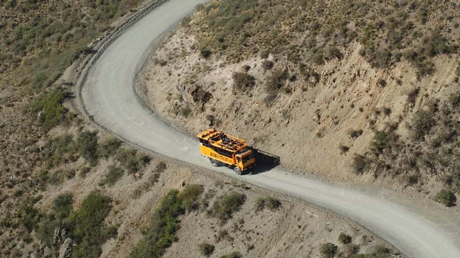 Mendoza: Villavicencio Nature Reserve 4x4 Tour with Lunch - Mendoza to Quebrada de Villavicencio: the scenic roads do the heavy lifting