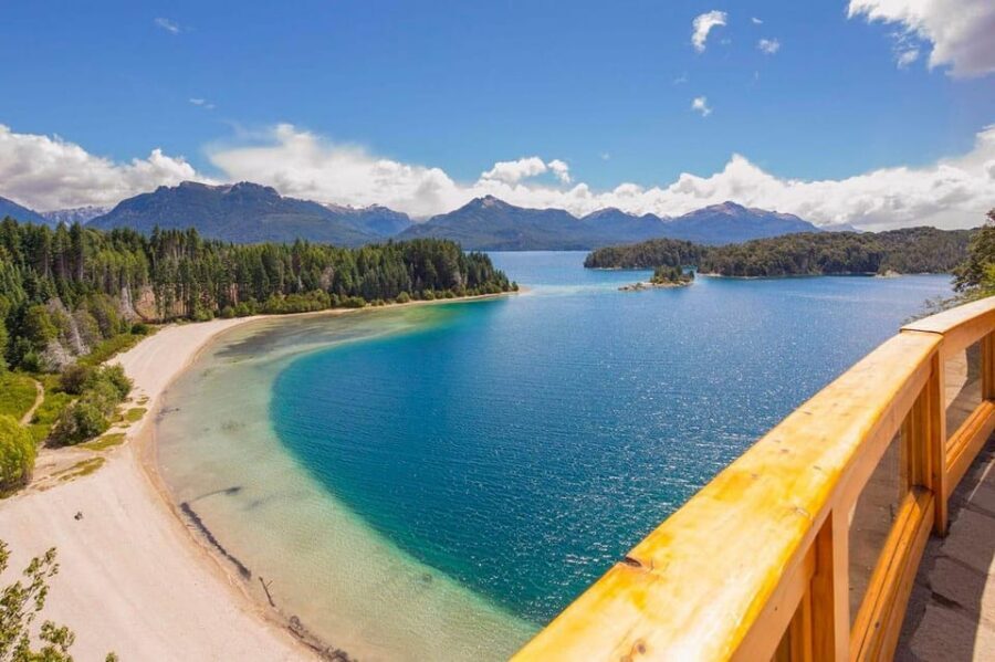 Navigation through Isla Victoria and Bosque de Arrayanes - Isla Victoria: where the guided portion shines