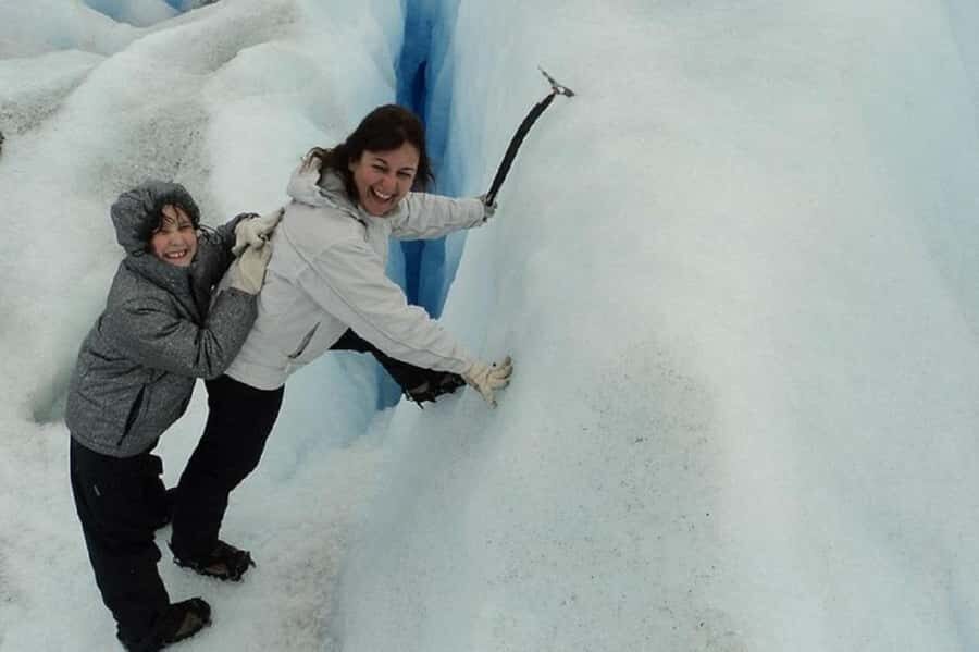 Perito Moreno Full Day Minitrekking with Transfer & Walkways - Bajo de las Sombras and the Lago Rico crossing