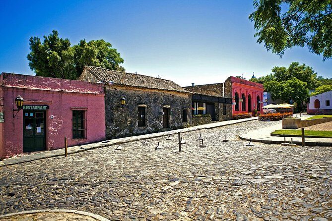 Premium Day Trip to Colonia del Sacramento - Buenos Aires to Uruguay: what that 7:00 am really means
