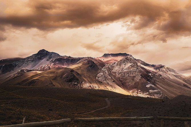 Private Premium High Mountain & Aconcagua Tour - Aconcagua Park hike: your short 1–2 hour window to the Stone Sentinel