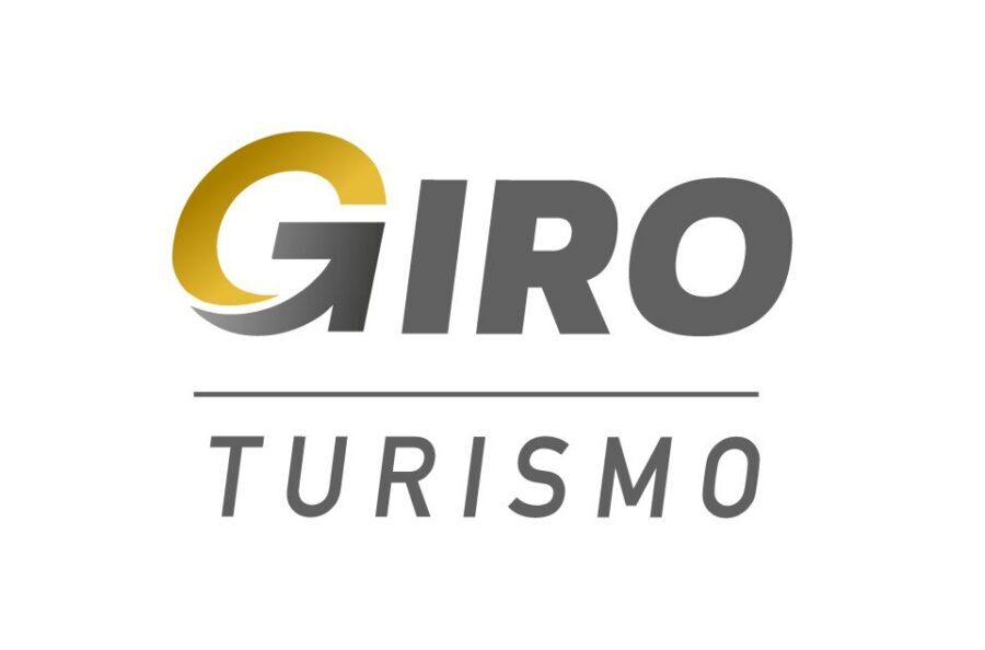 Private - Punta del Este City Tour for Cruisers - Casa del Sol and the Mariano Artigas Museum for culture with a coastline pace