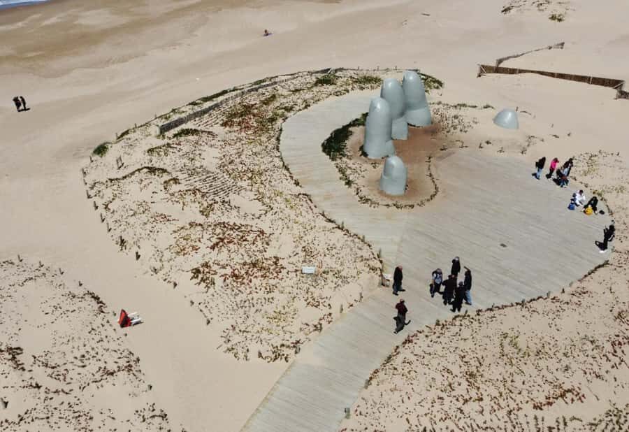 Private - Punta del Este City Tour for Cruisers - The Mano de la Serena hand sculpture: the stop that becomes the memory