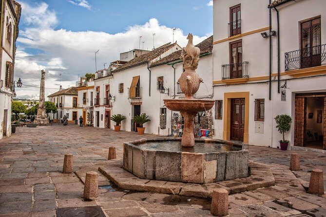 Private tourist route in Córdoba - Christ of the Lanterns and the Personal Touch of Religious Art