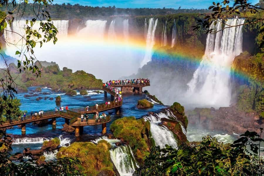 Puerto Iguazú: Brazilian Falls Half-Day Panoramic Tour - Why the Brazilian side gives you the full scale