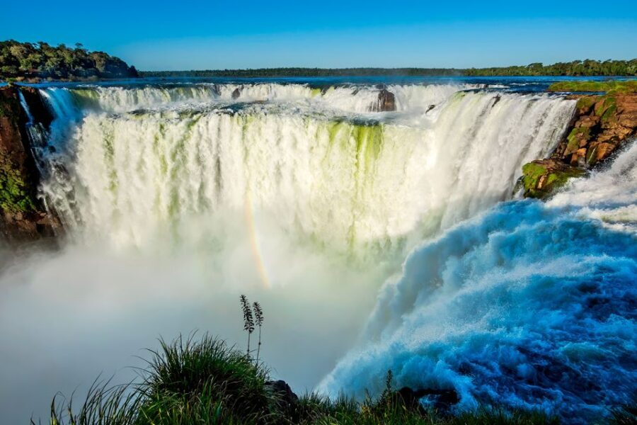 Puerto Iguazú: Iguazú Falls Adventure with 4WD & Boat Ride - Getting off the main paths: the Yacaratiá trail by 4x4