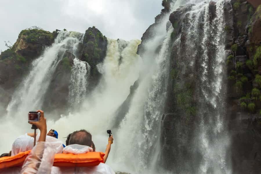 Puerto Iguazu: Iguazu Falls Boat Tour and Gran Aventura - FAQ