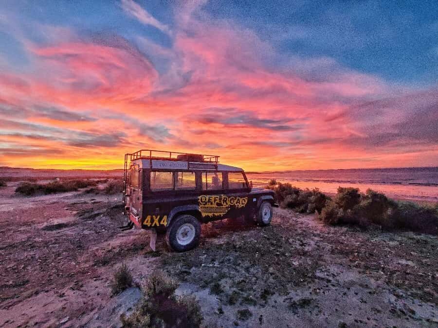 PUERTO MADRYN: 4 X 4 ADVENTURE EXPERIENCE ON THE MOST BEAUTIFUL BEACHES! - Paraná Beach Beacon and the View of the Sunken Ship Folias
