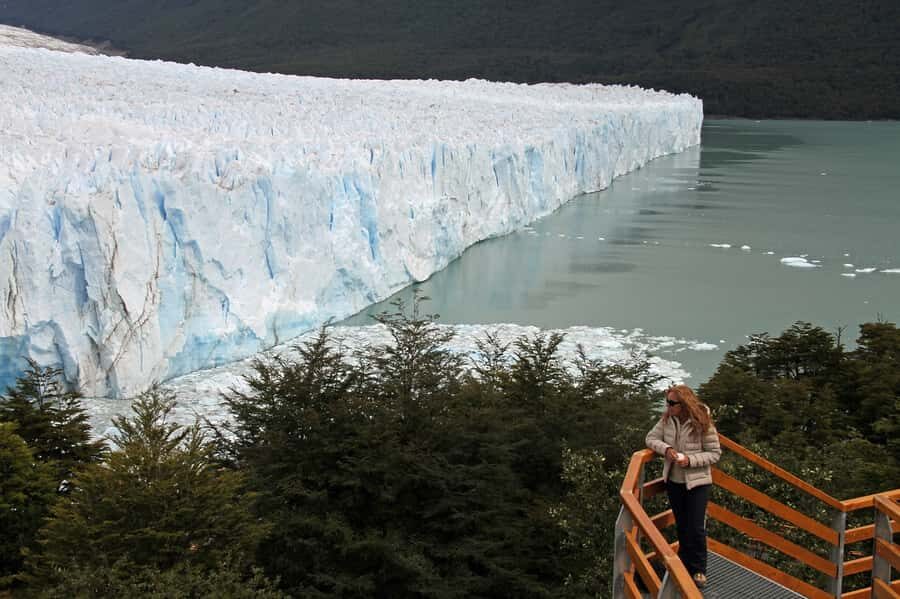 Puerto Natales: Day Trip to Perito Moreno Glacier Argentina - Getting from Puerto Natales: bus time, border crossings, and a guide handoff