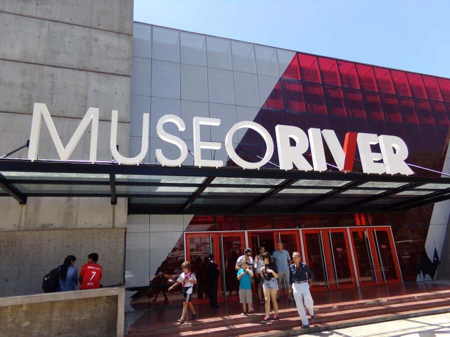 River Plate Stadium and Museum Guided Tour - Meeting point at the River Plate Museum: start where you’re supposed to