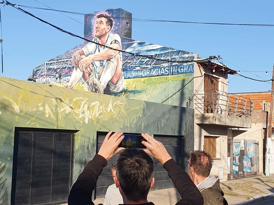 Rosario: Newell's Old Boys Football Match and Messi Tour - Key Things You’ll Notice on This Rosario + Newell’s Experience