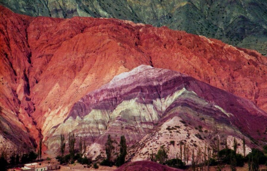 Salta: Quebrada de Humahuaca and Purmamarca Day Trip - Humahuaca Around Noon: Independence Monument and a Major Church