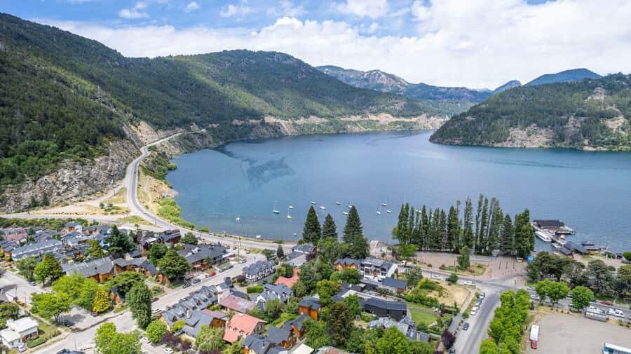 San Martin de los Andes along the Route of the 7 Lakes - Bariloche to Puerto Manzano and Villa La Angostura on the way north