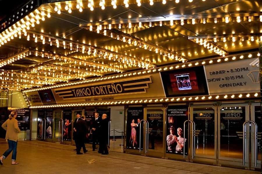Tango Porteño Show in Buenos Aires (with optional dinner) - The live orchestra: why 8 musicians matter