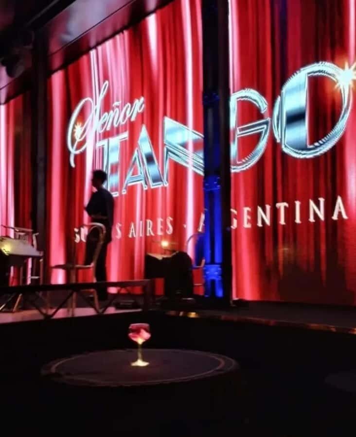 Tango Show at Señor Tango - Why this tango show is a smart “first-night” pick