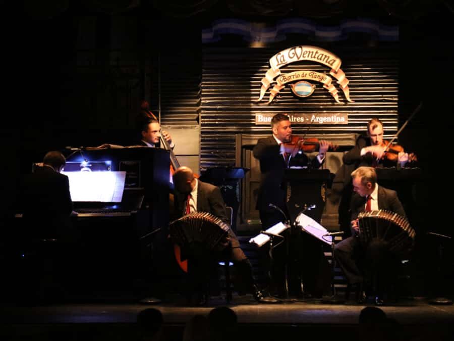 Tango show in La Ventana with optional Dinner - The Evita moment: a staged musical beat inside the tango night
