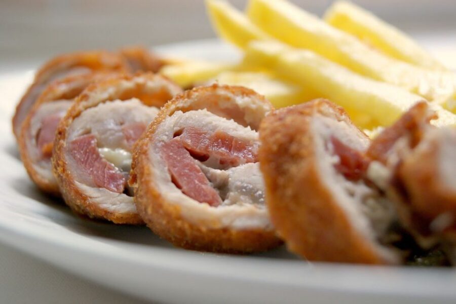 Tapas Tour in Córdoba - Mazamorra and the Roman thread: first stop, first meaning