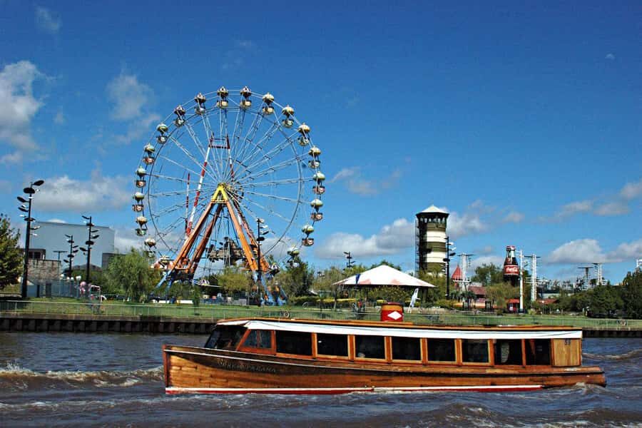 Tigre with Lunch overlooking the River and Navigation - Should you book the Tigre with Lunch overlooking the River and Navigation tour?