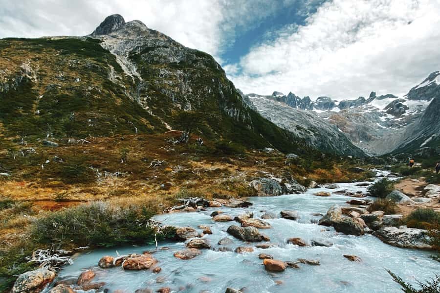 Trekking to Emerald Lagoon - Crossing Tierra Mayor Valley: peat bogs, rock, and a route that’s actually clear