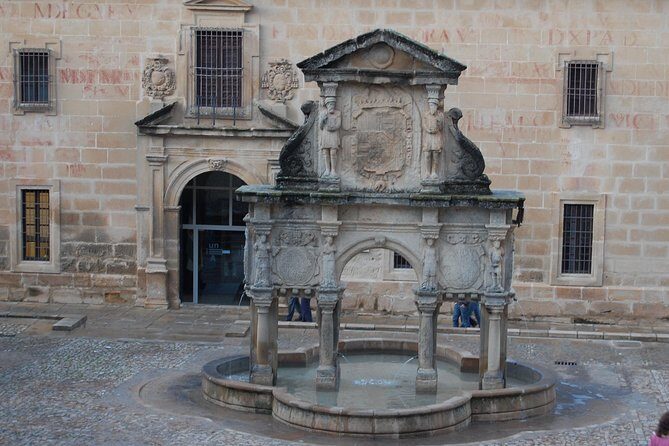 Úbeda and Baeza private tour in a day from Córdoba with tickets. - Baeza: UNESCO Elegance, Plus a Real Lunch Window