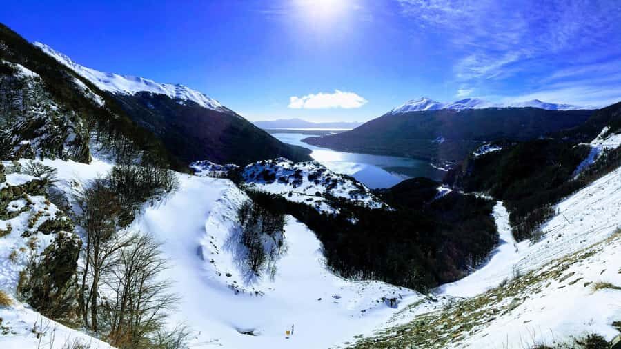 Ushuaia 4WD Off-Road Adventure: Hidden Lakes & Argentine BBQ - Ushuaia 4WD: why this ride feels different from a bus tour