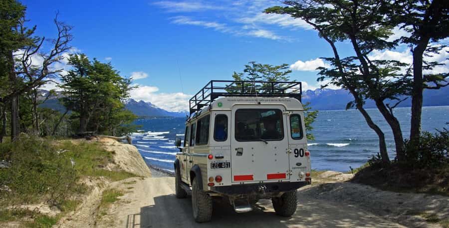 Ushuaia 4WD Off-Road Adventure: Hidden Lakes & Argentine BBQ - Price and logistics: is $154 per person good value?