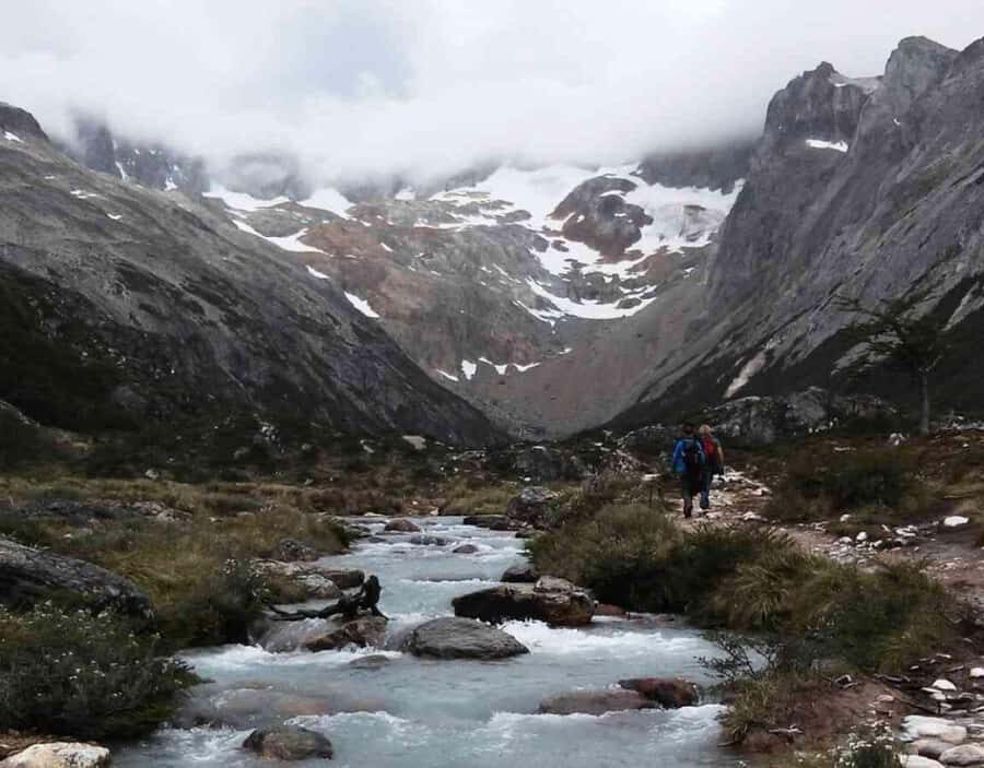 Ushuaia: Laguna Esmeralda Guided Trek with Box Lunch - Guides and safety: canes help, waterproof shoes are mandatory