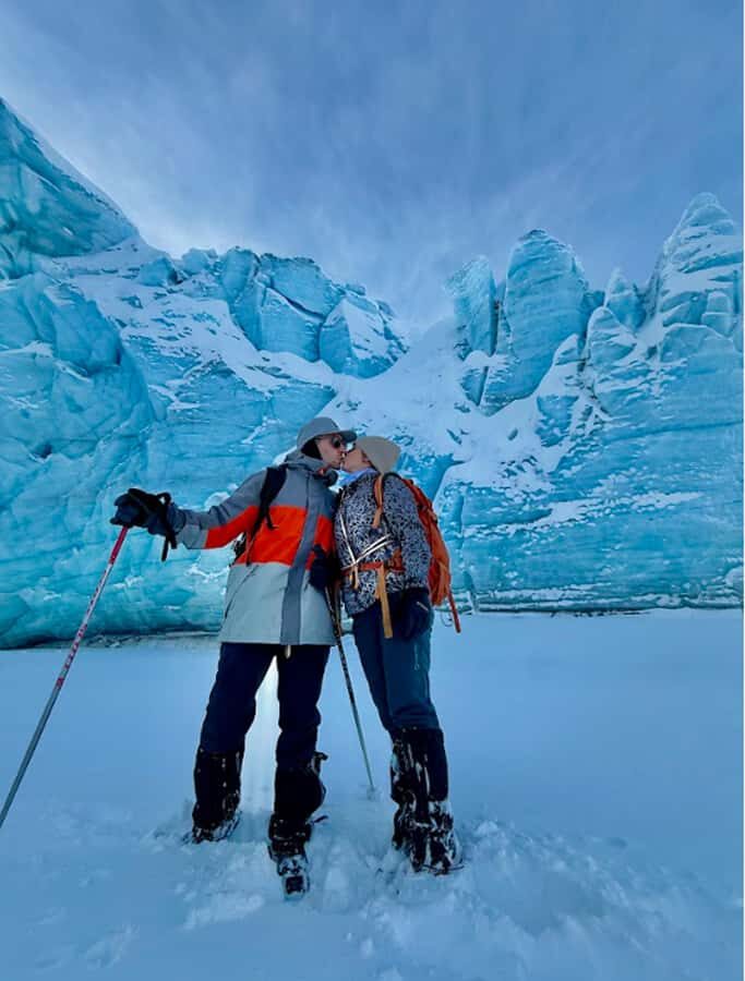 Ushuaia: Ojo del Albino - Full day trekking - Ojo del Albino glacier at the 12:00 mark: what you’ll actually do there