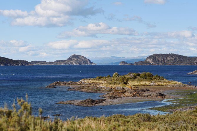 Ushuaia Shore Excursion: Private Tour of Tierra del Fuego National Park - What to pack for Tierra del Fuego in the wind