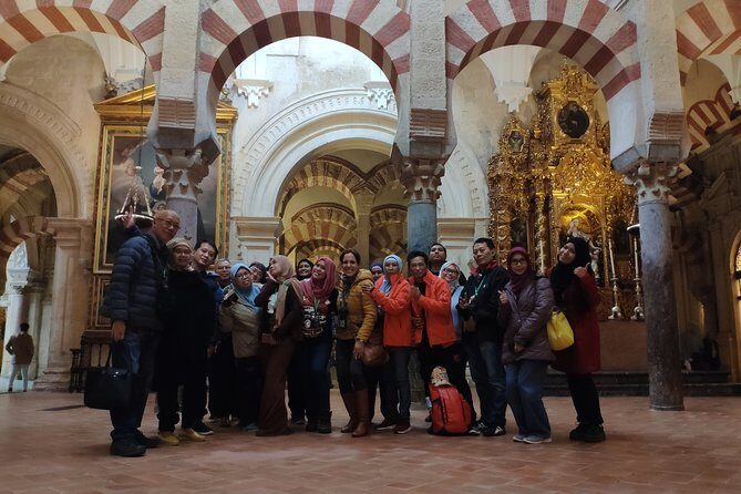 Visit Cathedral Mosque with official guide. Small groups - Price and value: is $44.46 worth it?