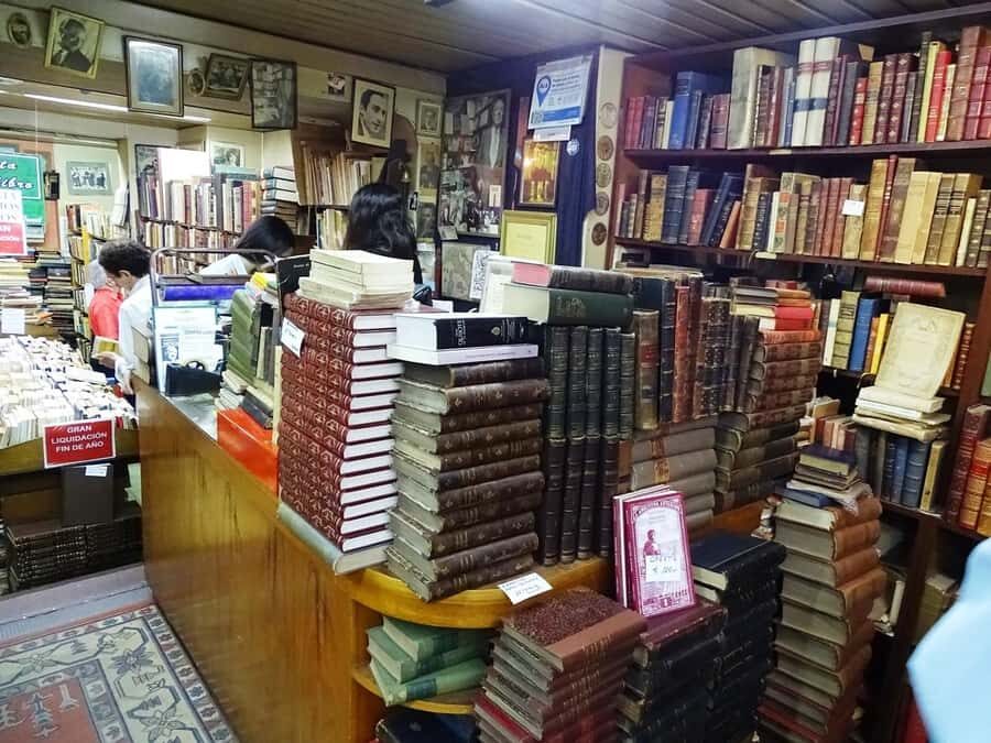 Walking Tour: Buenos Aires bookstores - Four Bookstores, One Walk, Real Buenos Aires Atmosphere