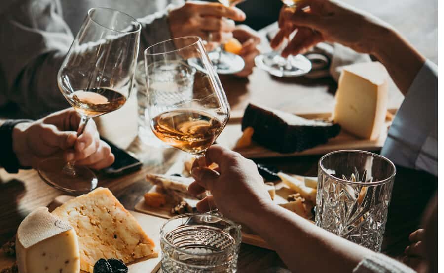 Wine Tasting in Buenos Aires - Federal menu vs Catena Zapata Clásico: choose your mood